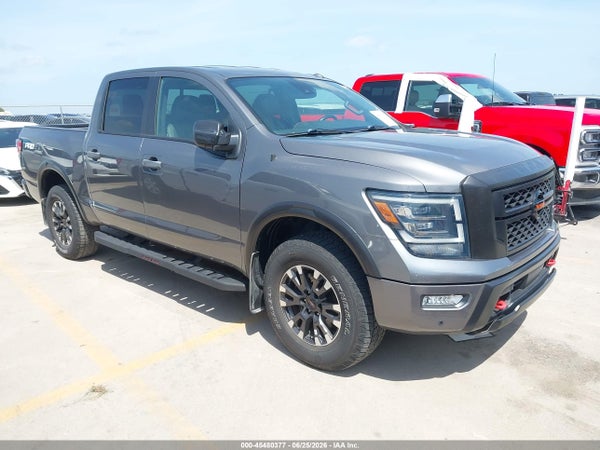 2021 Nissan Titan