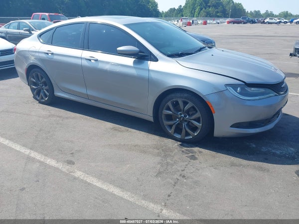 2015 Chrysler 200