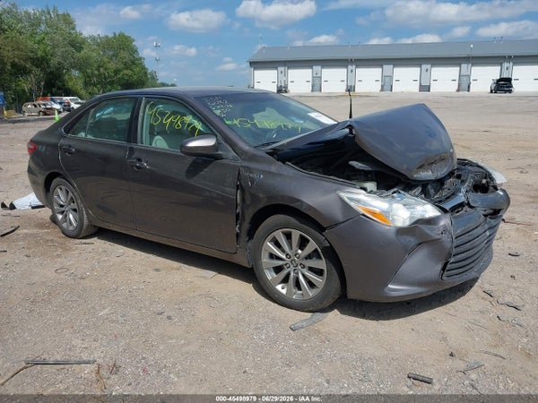 2015 Toyota Camry Hybrid