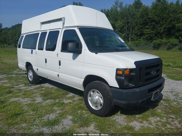 2009 Ford E-350 Super Duty