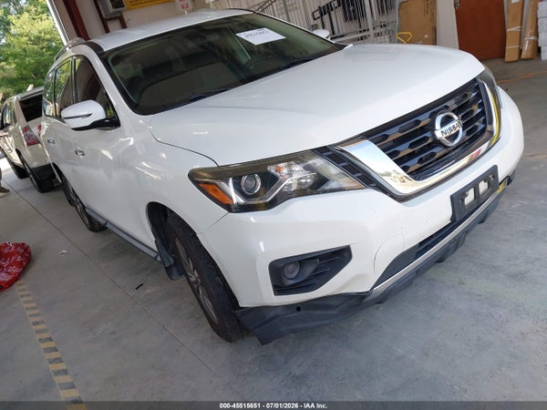 2017 Nissan Pathfinder