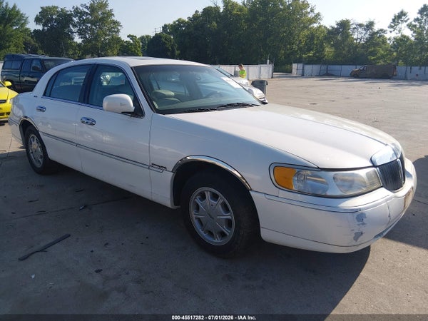 1998 Lincoln Town Car