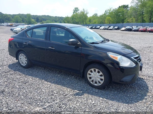 2015 Nissan Versa