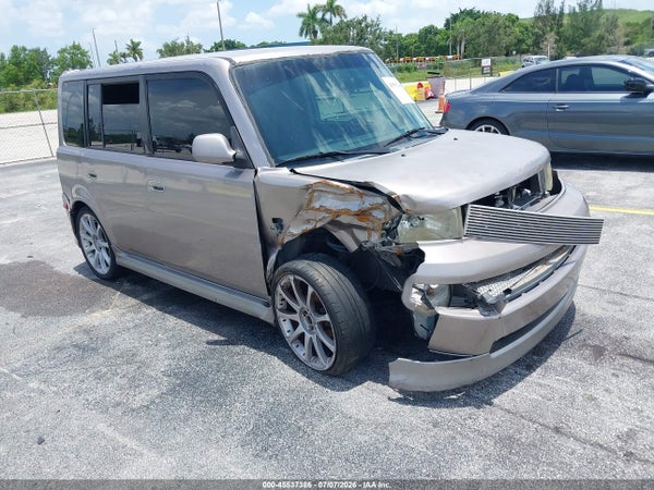 2005 Scion Xb