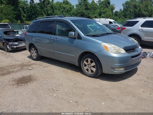 2005 Toyota Sienna