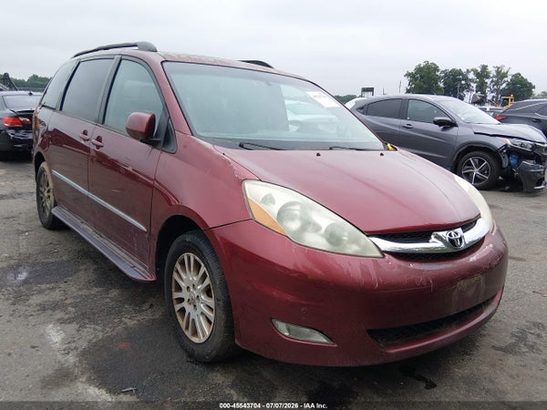 2008 Toyota Sienna