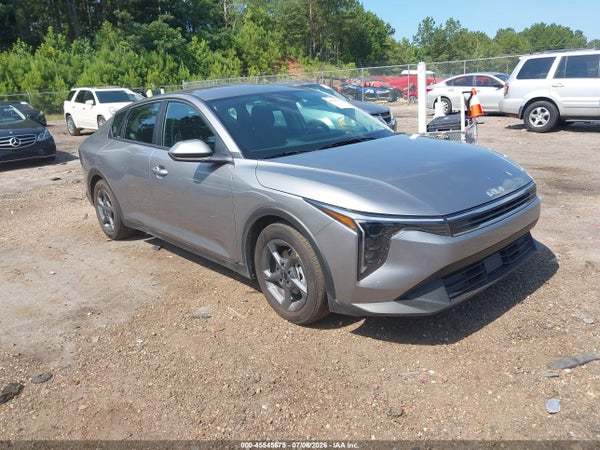 2026 Kia K4