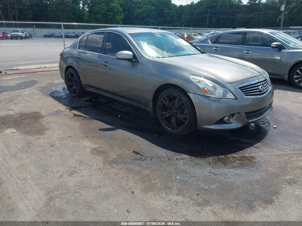 2013 Infiniti G37