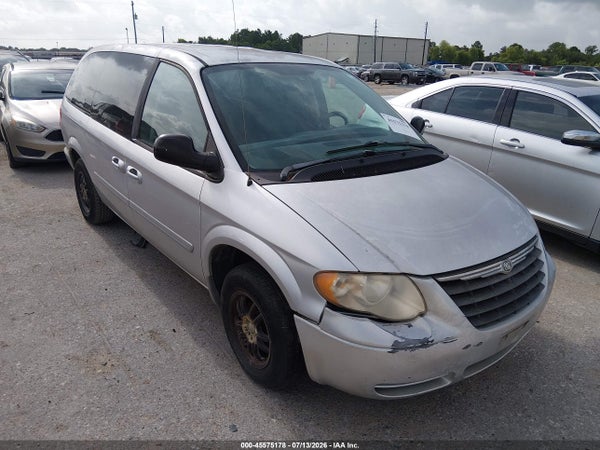 2007 Chrysler Town & Country