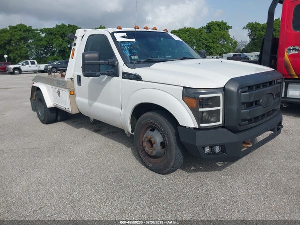 2013 Ford F-350 Chassis