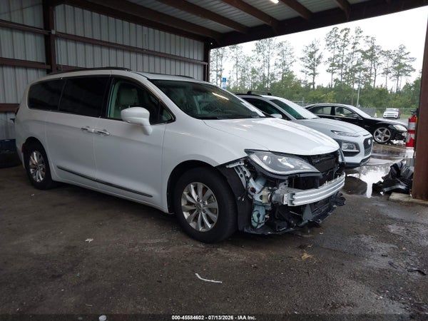 2018 Chrysler Pacifica