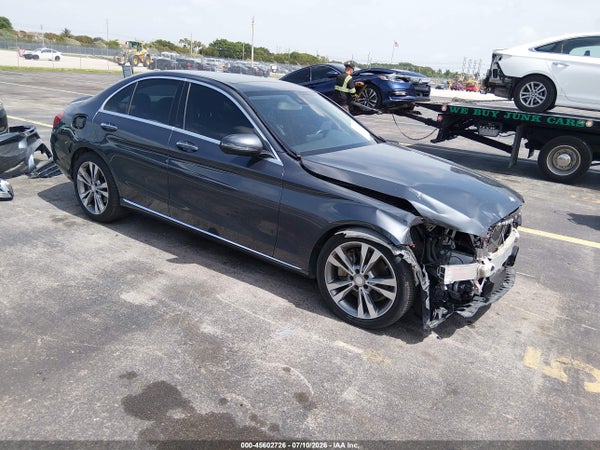2016 Mercedes-Benz C 300