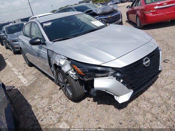 2025 Nissan Altima