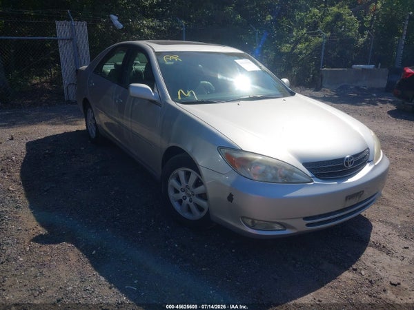 2004 Toyota Camry