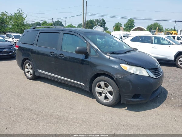 2011 Toyota Sienna