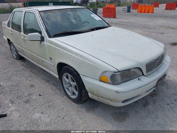 1999 Volvo S70