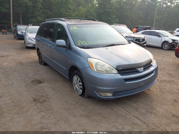 2004 Toyota Sienna