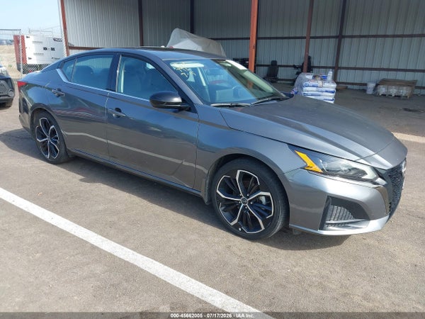 2025 Nissan Altima