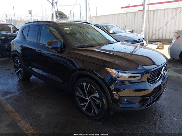 2020 Volvo Xc40