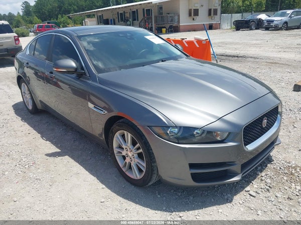 2017 Jaguar Xe