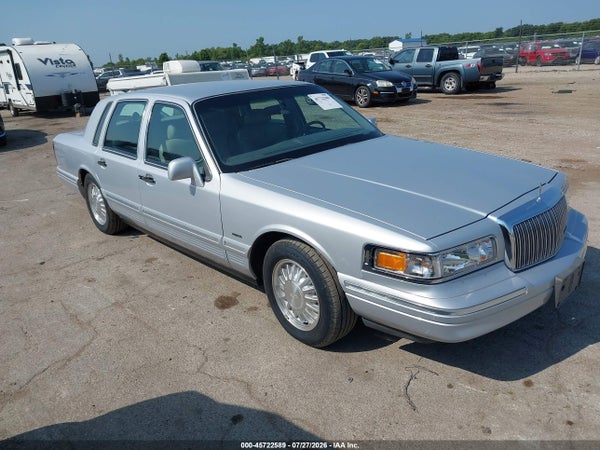 1995 Lincoln Town Car