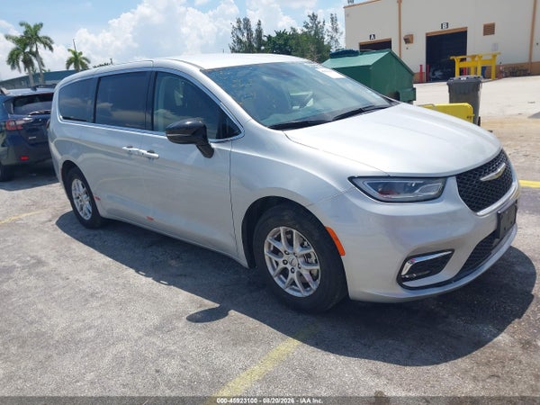 2024 Chrysler Pacifica