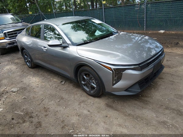2026 Kia K4