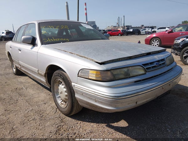1996 Ford Crown Victoria