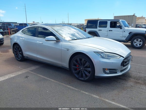 2015 Tesla Model S