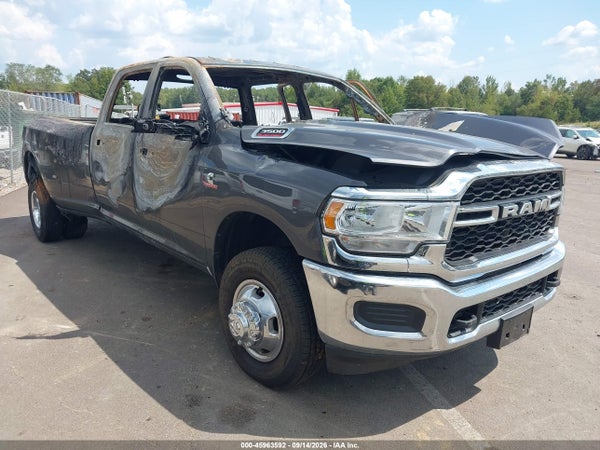 2024 RAM 3500