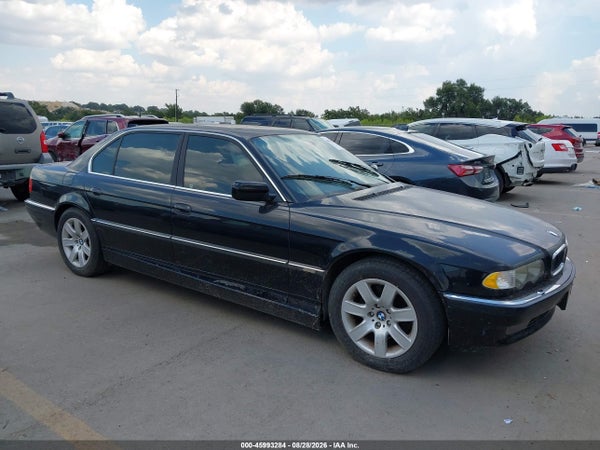 2001 BMW 740il