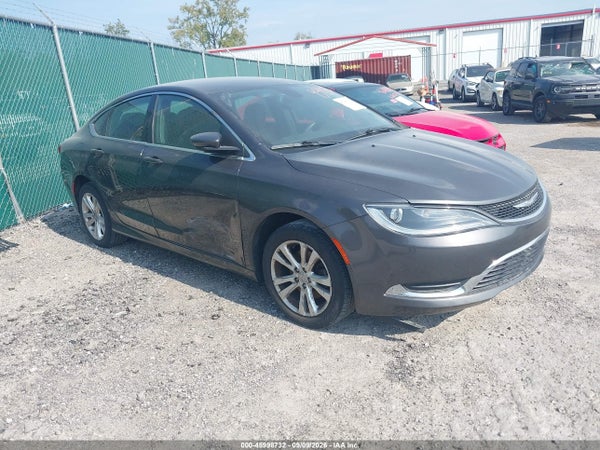 2016 Chrysler 200