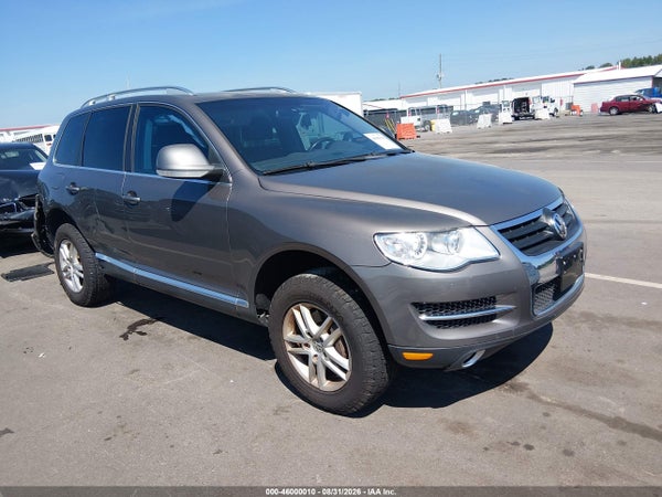 2008 Volkswagen Touareg 2