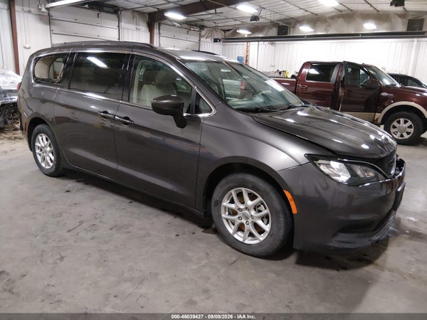 2021 Chrysler Voyager