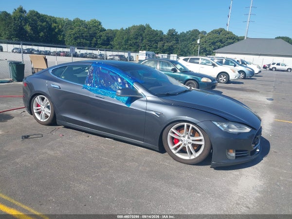 2015 Tesla Model S