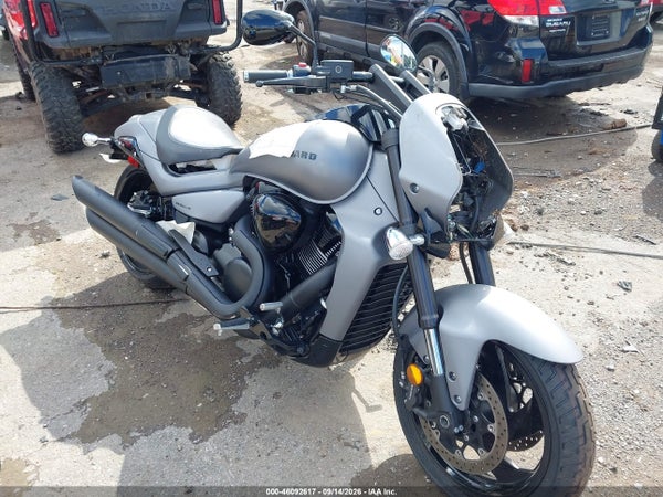 2016 Suzuki Vzr1800