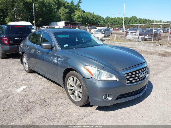 2012 Infiniti M37x