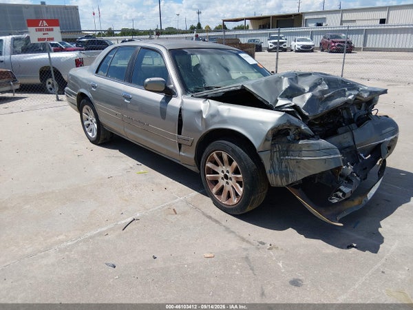 2000 Ford Crown Victoria