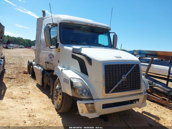 2013 Volvo Vn