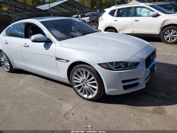 2017 Jaguar Xe
