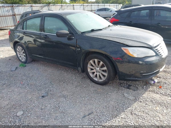 2013 Chrysler 200