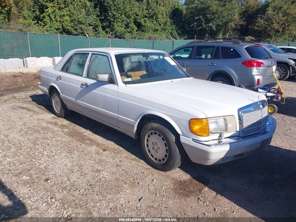 1990 Mercedes-Benz 300