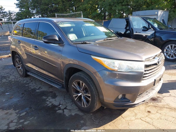 2016 Toyota Highlander