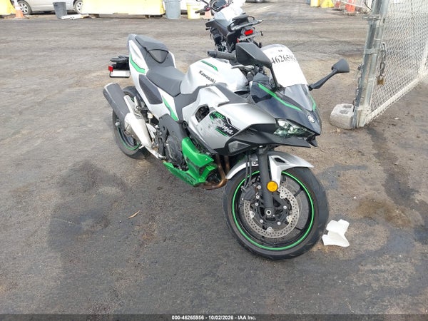 2024 Kawasaki Cx500
