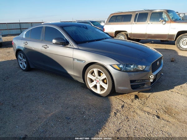 2017 Jaguar Xe
