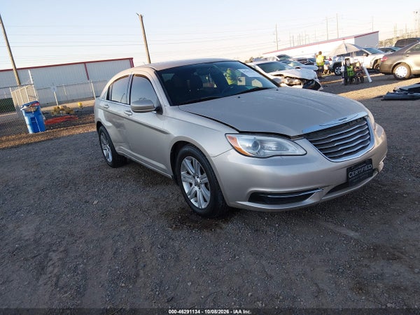 2013 Chrysler 200