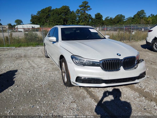 2018 BMW 740e