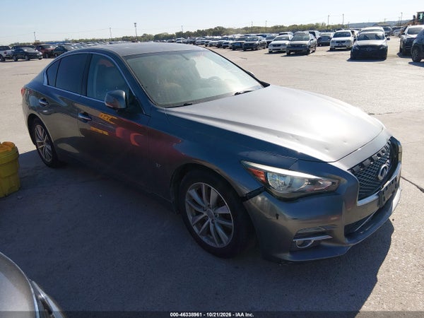 2015 Infiniti Q50