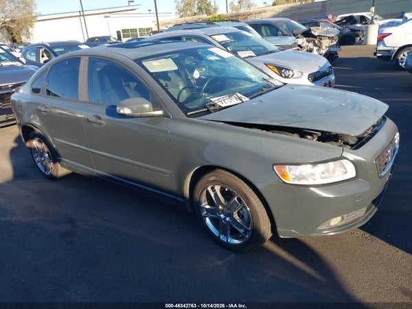 2010 Volvo S40