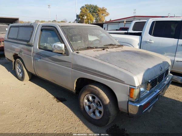 1997 Nissan 4x2 Truck